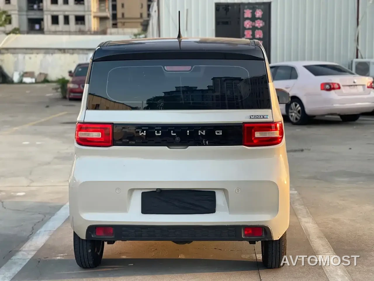 Wuling Motors Hongguang MINIEV 2021 Macaron Fashion Edition (NMC Lithium) — фото 12