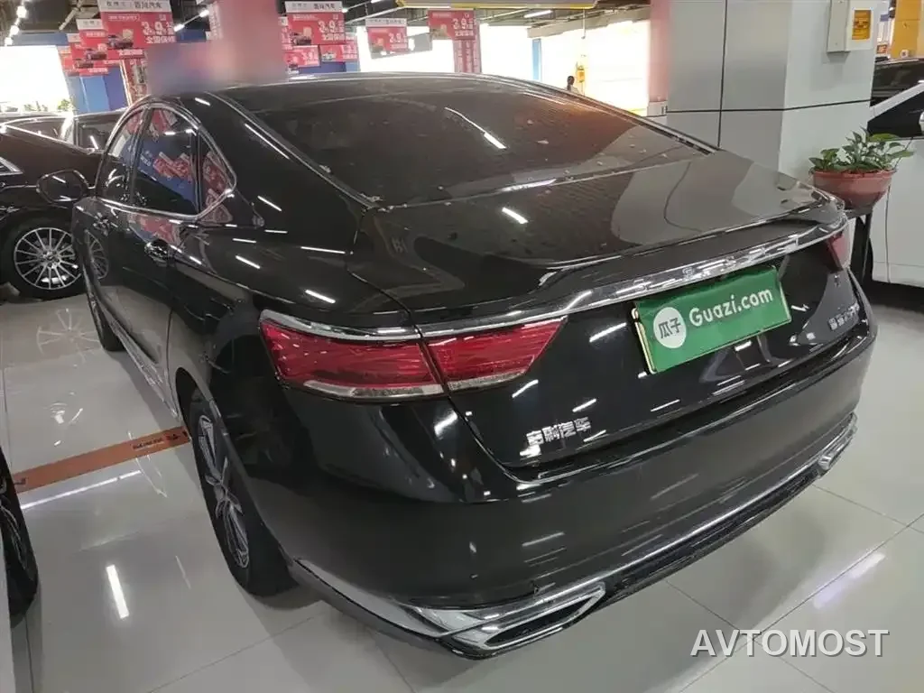 Geely Borui PHEV 2022 1.5T PHEV Range Upgrade Premium Edition — фото 3