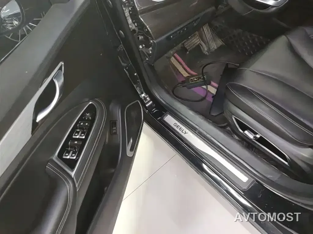 Geely Borui PHEV 2022 1.5T PHEV Range Upgrade Premium Edition — фото 14