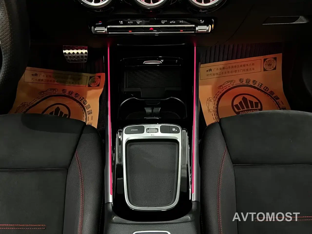 Mercedes-Benz GLB AMG 2024 AMG GLB 35 4MATIC — фото 15