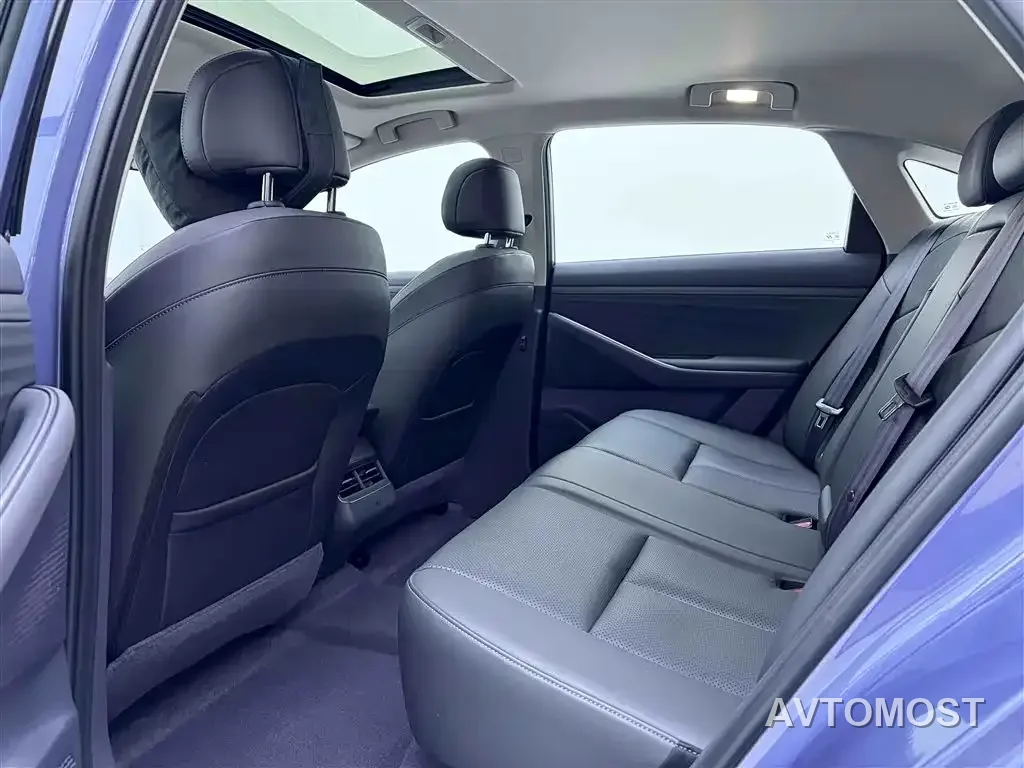 Nissan N6 2025 Mid Configuration — фото 17