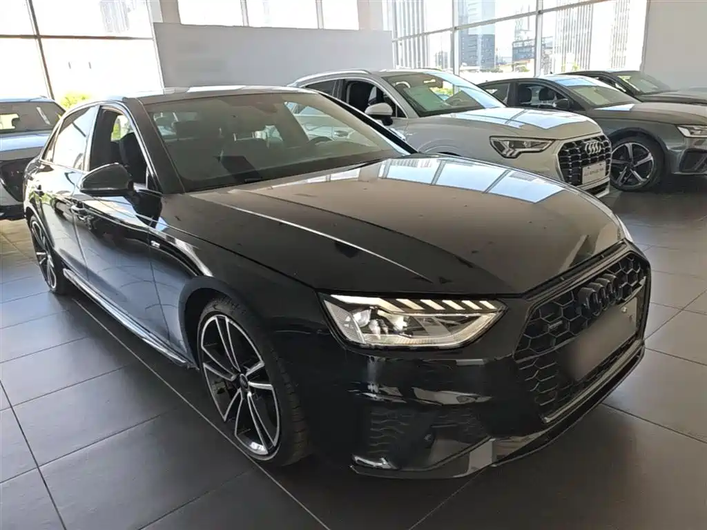 Audi A4L 2023 45 TFSI quattro Premium Sport — фото 4