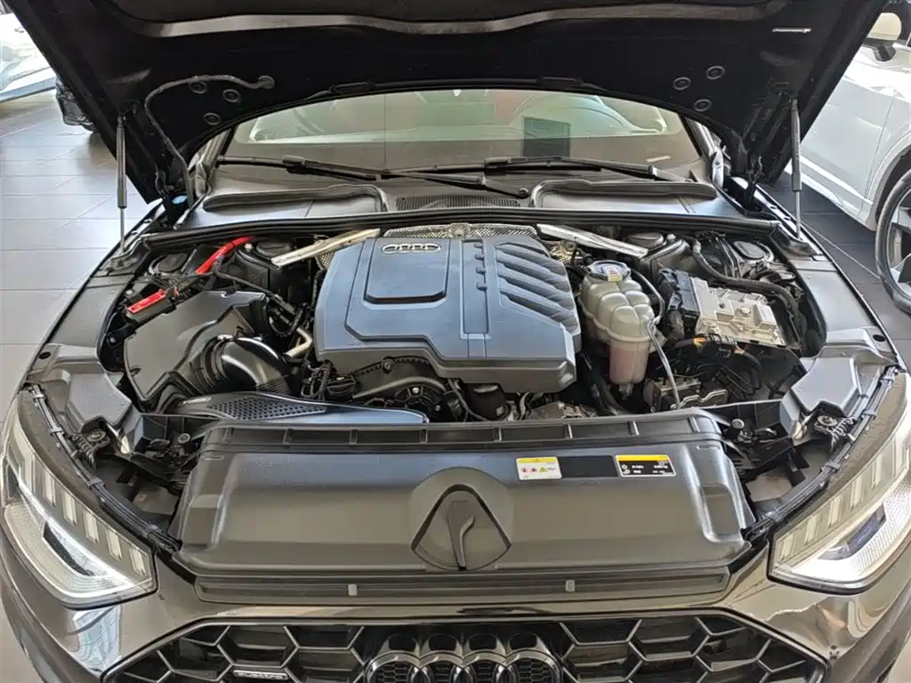 Audi A4L 2023 45 TFSI quattro Premium Sport — фото 20