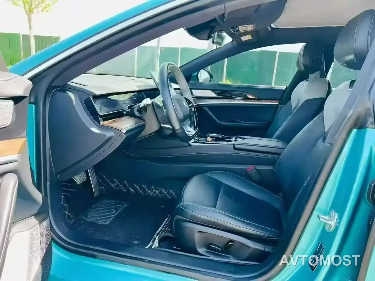 Nezha S 2022 Model Extended Range 1160km RWD Medium Edition — фото 1