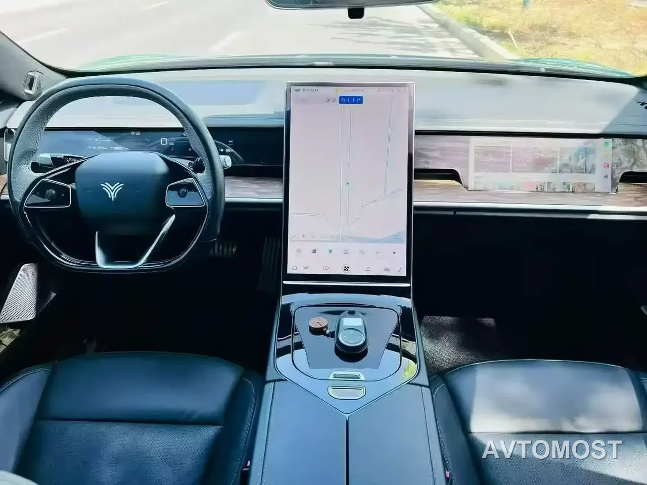Nezha S 2022 Model Extended Range 1160km RWD Medium Edition — фото 3