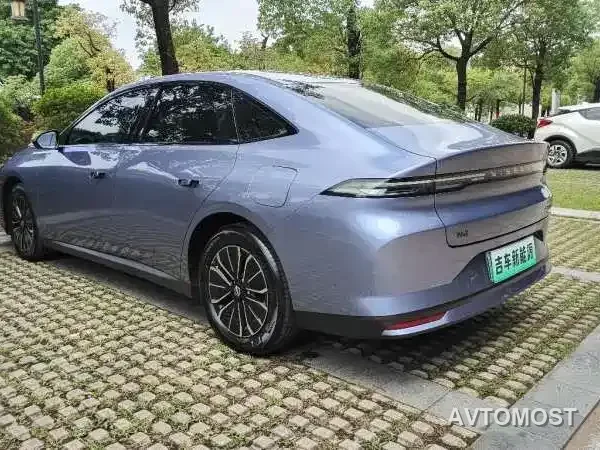 Nissan N6 2025 Mid Configuration — фото 7