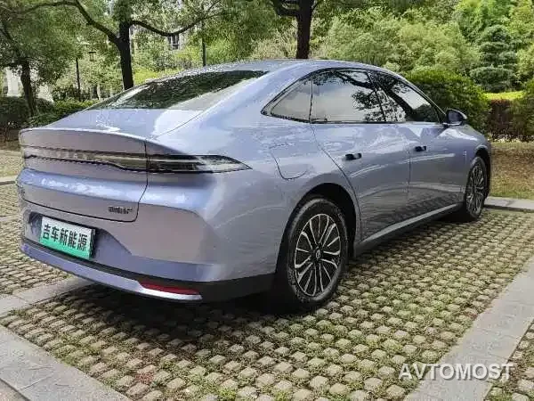 Nissan N6 2025 Mid Configuration — фото 8