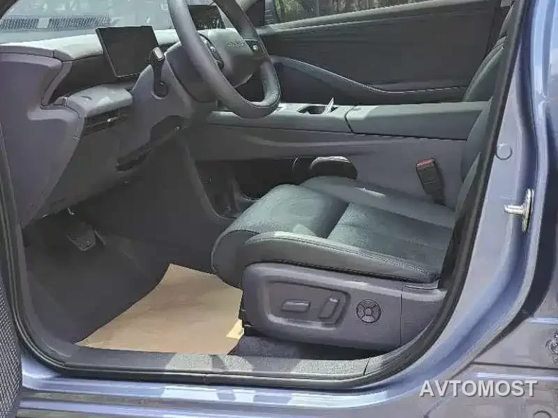 Nissan N6 2025 Mid Configuration — фото 9