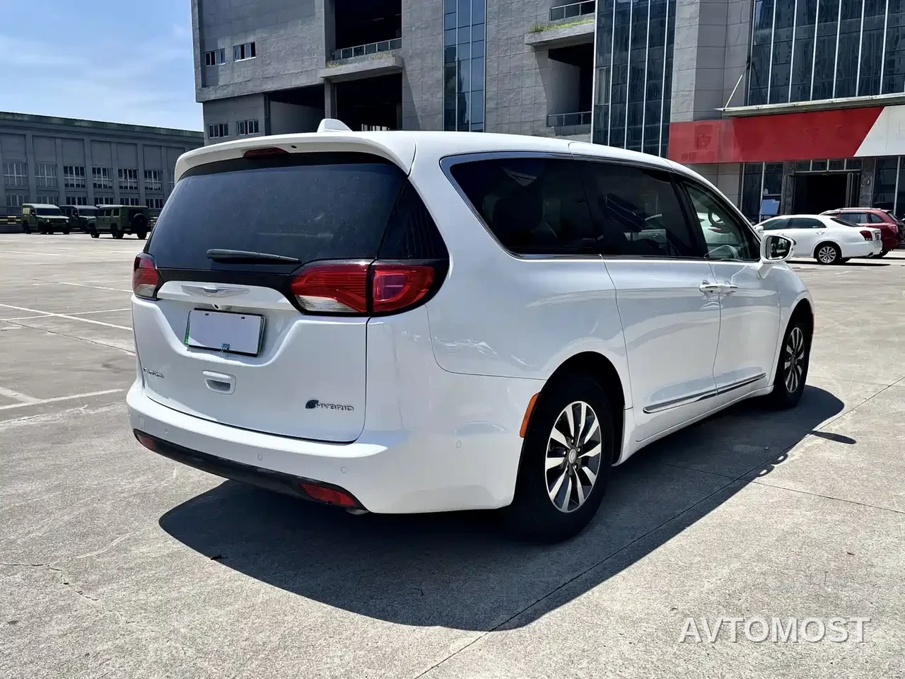 Chrysler Grand Caravan PHEV (Import) 2019 3.6L Plug-in Hybrid — фото 5