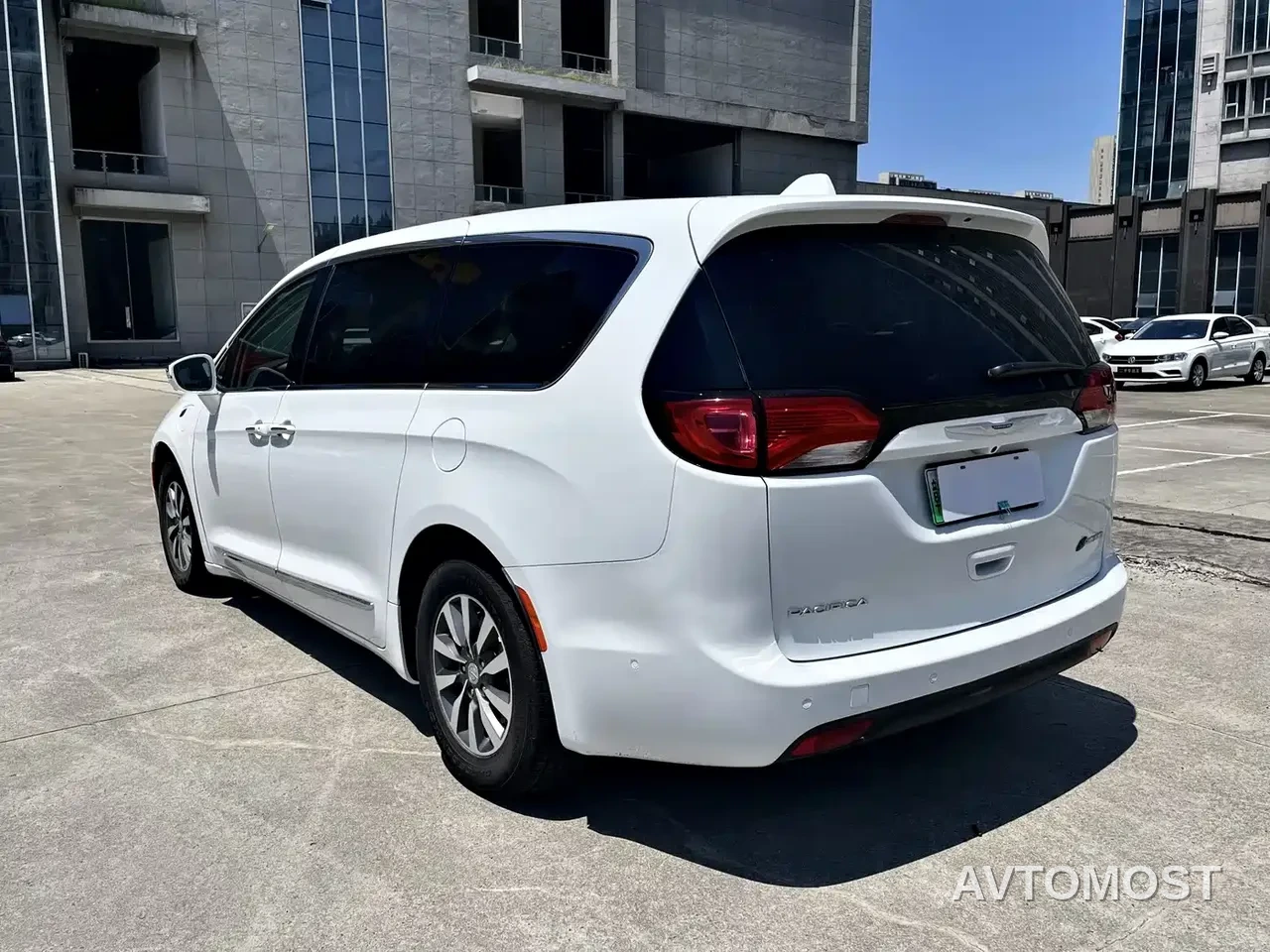 Chrysler Grand Caravan PHEV (Import) 2019 3.6L Plug-in Hybrid — фото 7