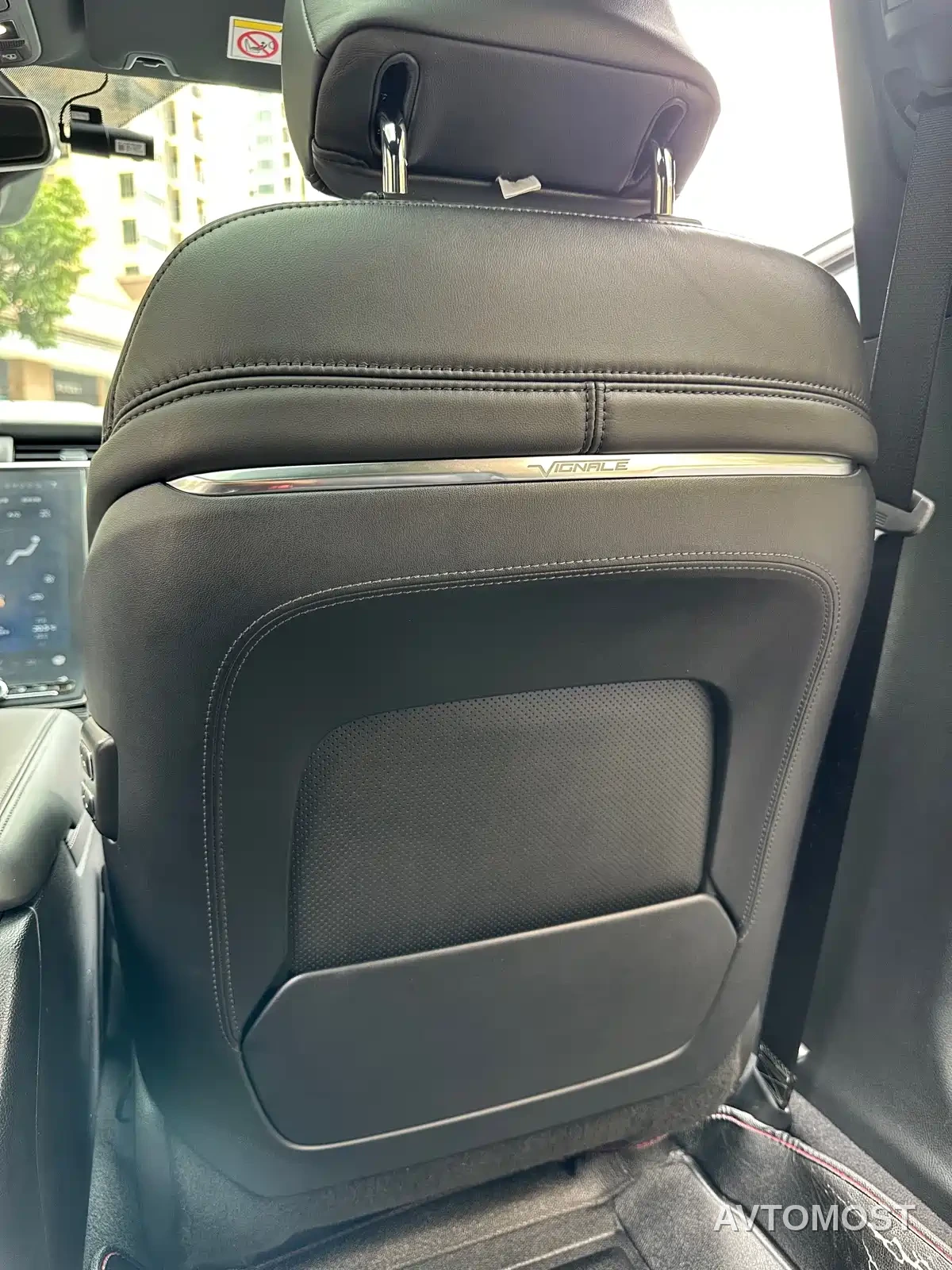 Ford Taurus 2019 EcoBoost 245 Vignale Ultimate Edition — фото 17