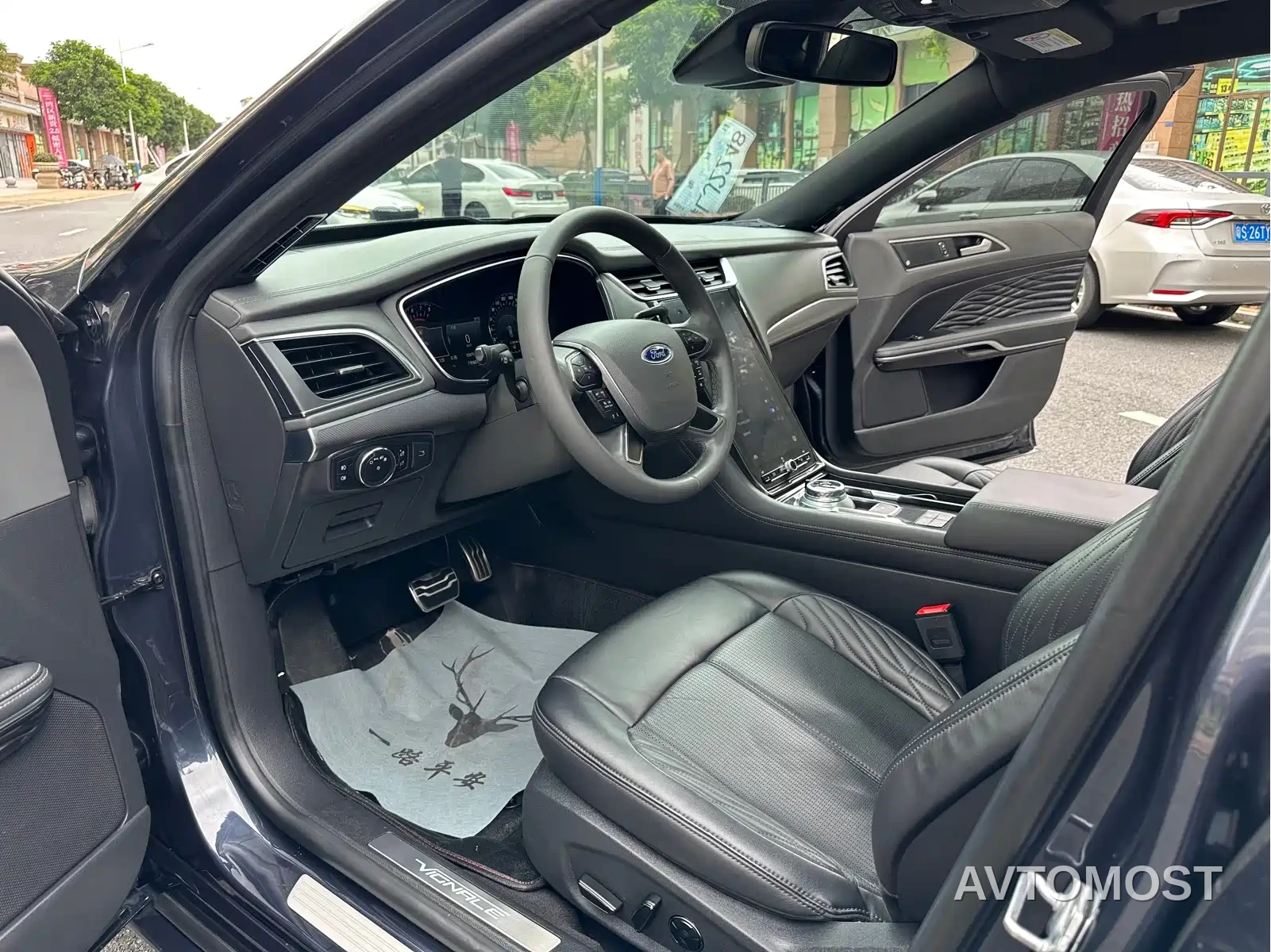 Ford Taurus 2019 EcoBoost 245 Vignale Ultimate Edition — фото 26