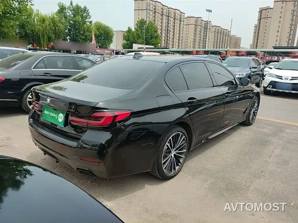 BMW 5 Series 2022 Model Second Facelift 530Li Leading M Sport Package — фото 7