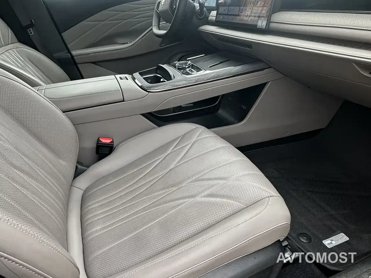 Geely Galaxy Xingyao 8 2025 130km EM-i Premium Edition — фото 3