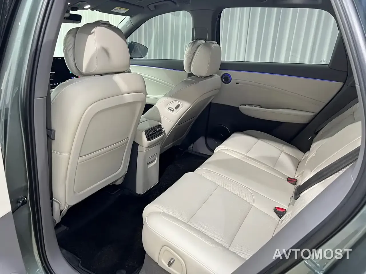 Hongqi HS6 PHEV 2026 Model 220 Intelligent Hybrid Edition — фото 8