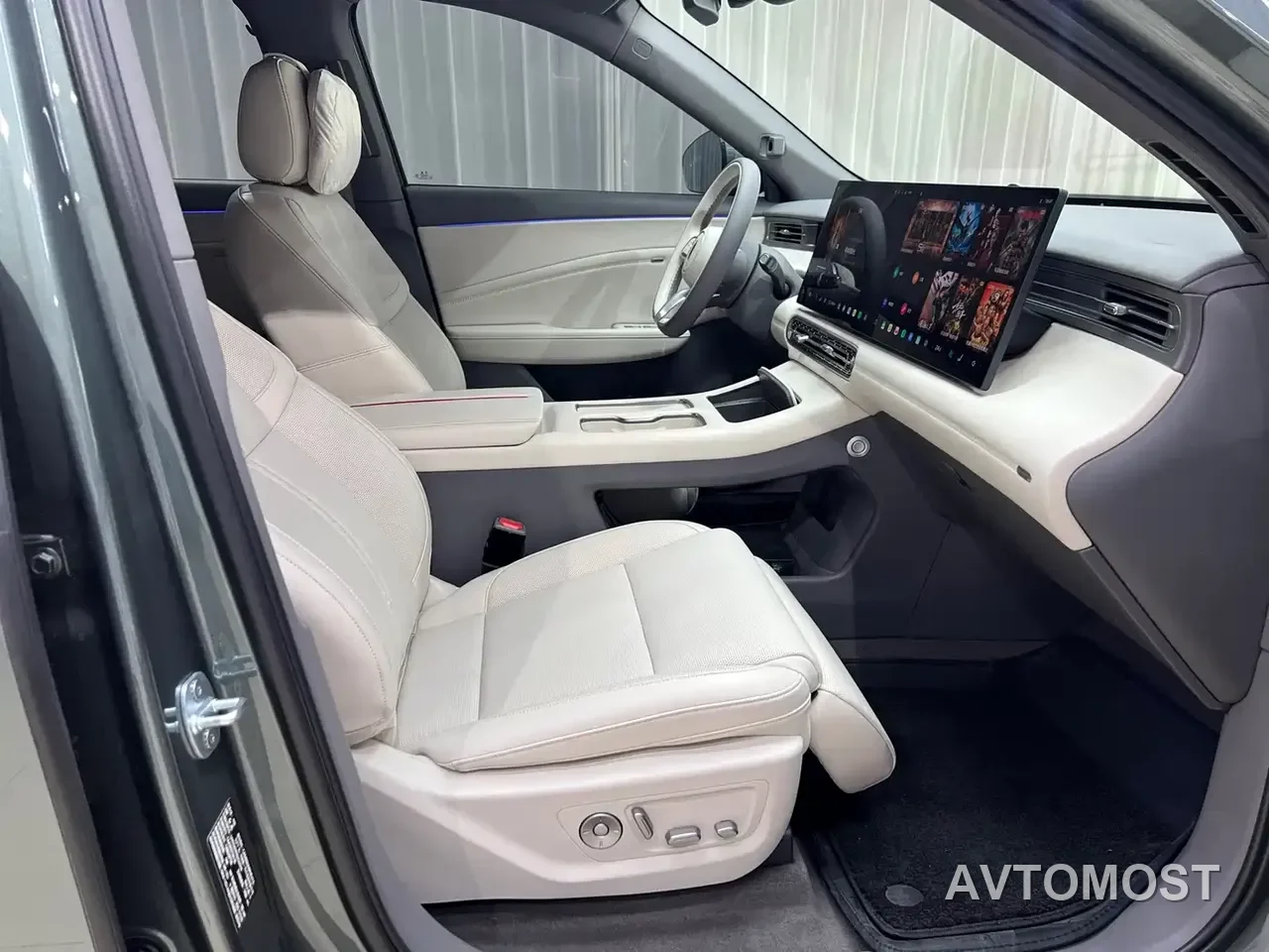 Hongqi HS6 PHEV 2026 Model 220 Intelligent Hybrid Edition — фото 9