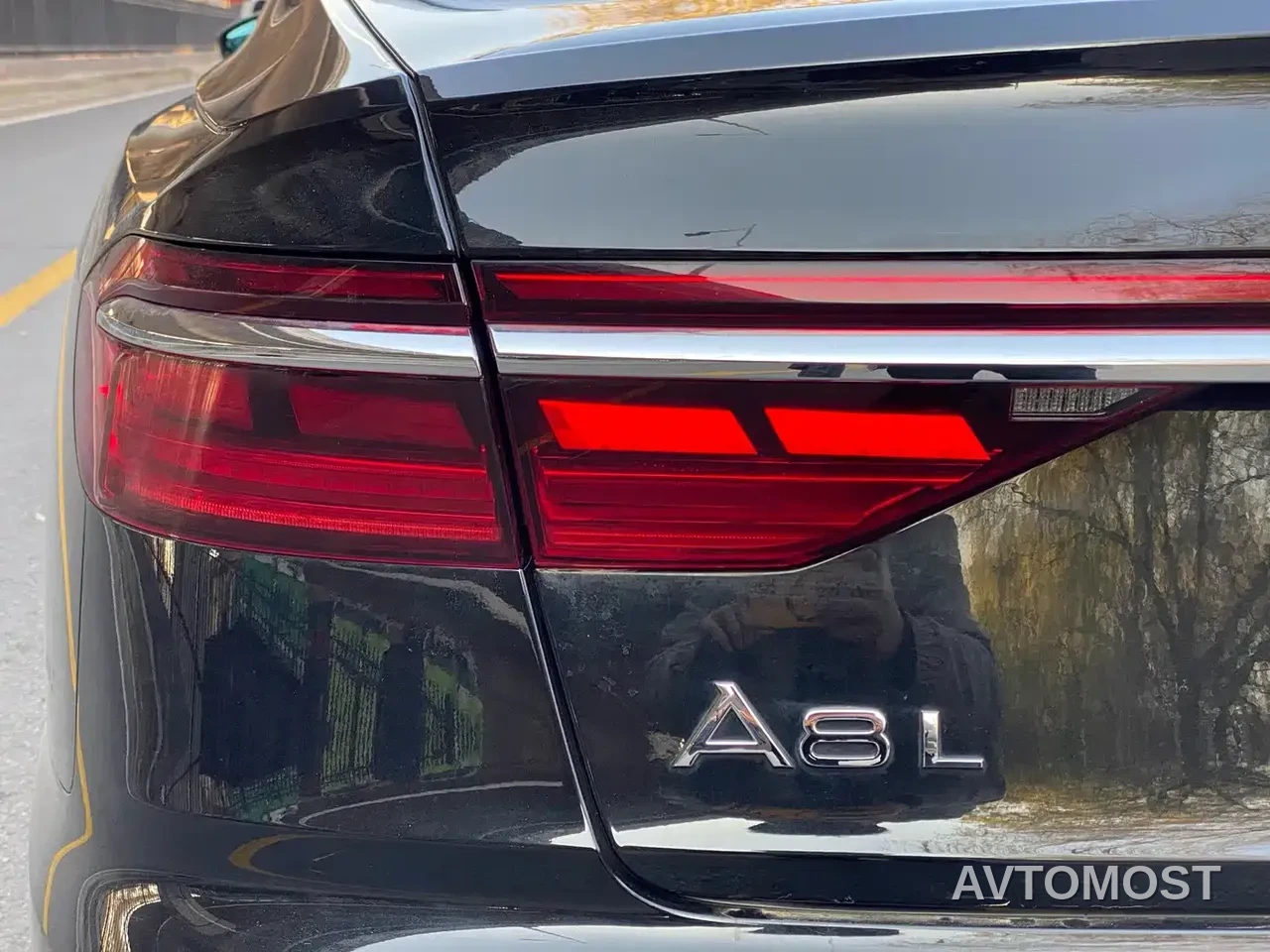 Audi A8 2024 Model A8L 50 TFSI quattro Premium Selection — фото 9