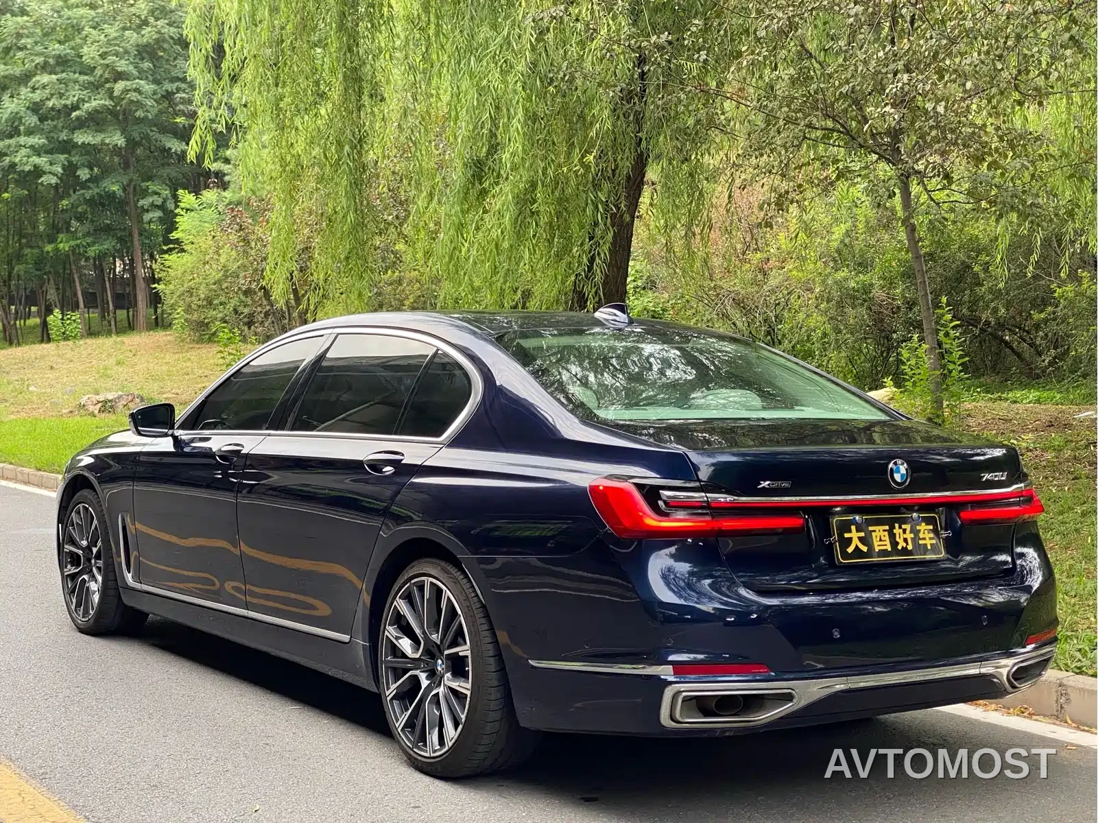 BMW 7 Series 2022 740Li xDrive Executive Luxury Package — фото 7