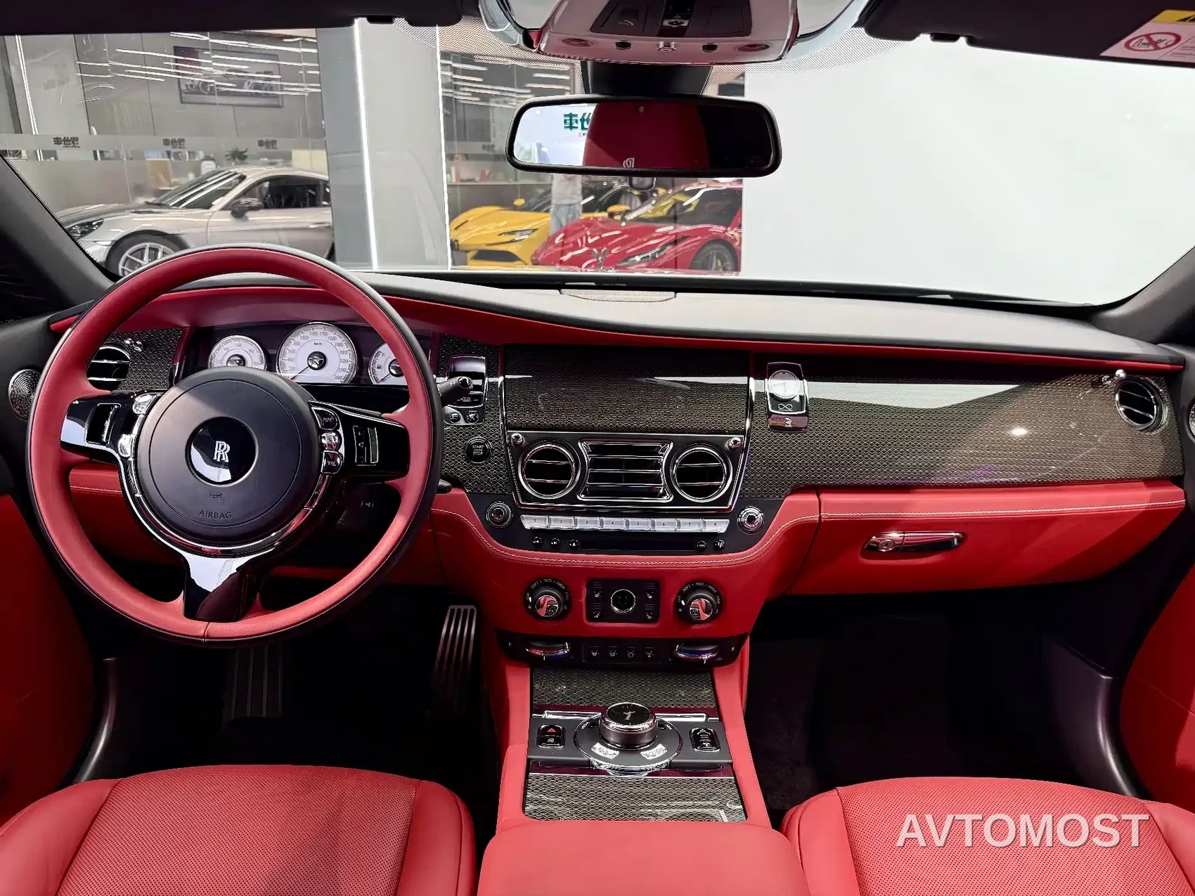 Rolls-Royce Wraith 2018 6.6T Black Badge — фото 6