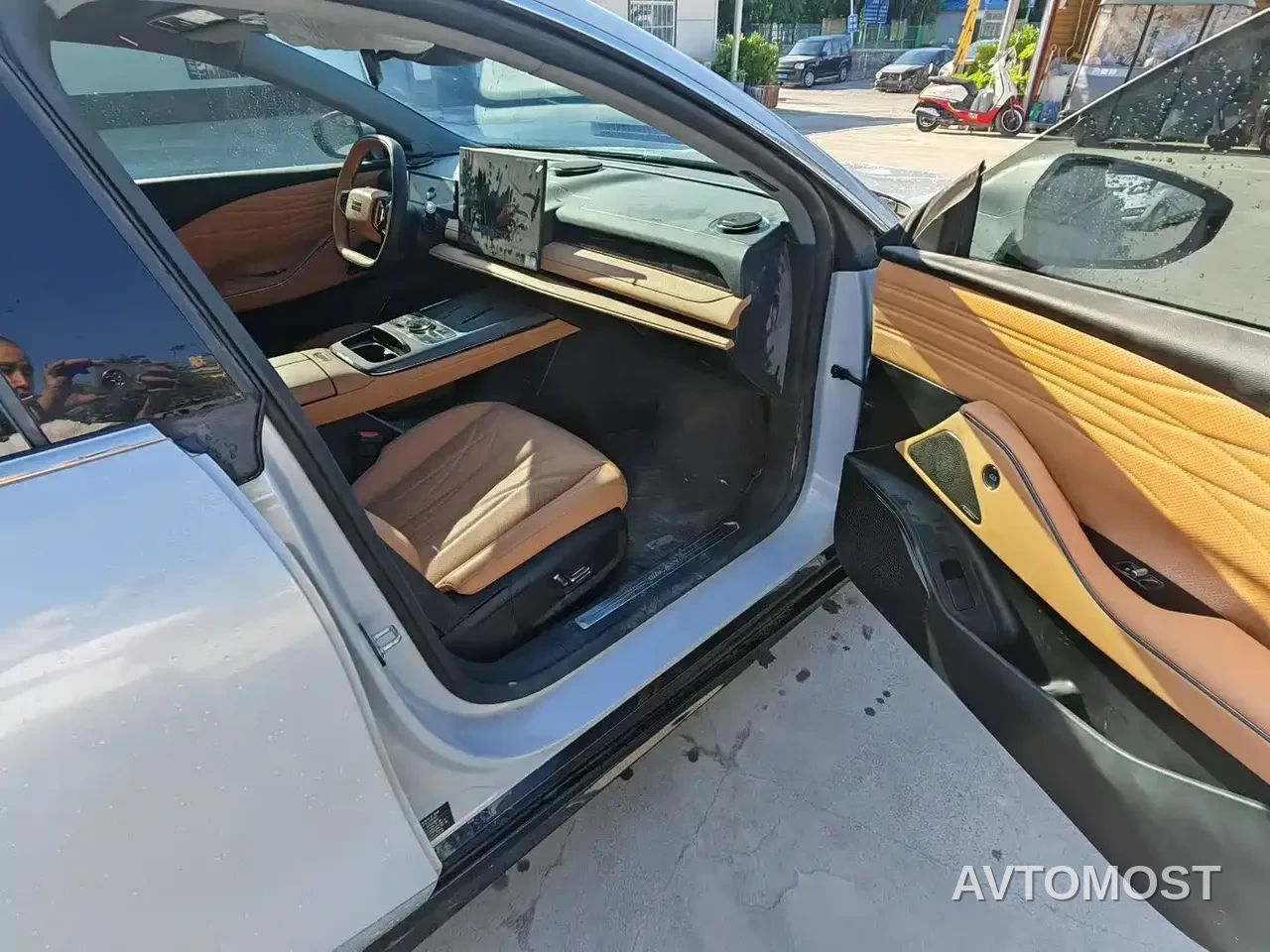 Geely Galaxy Xingyao 8 2025 130km EM-i Premium Edition — фото 4