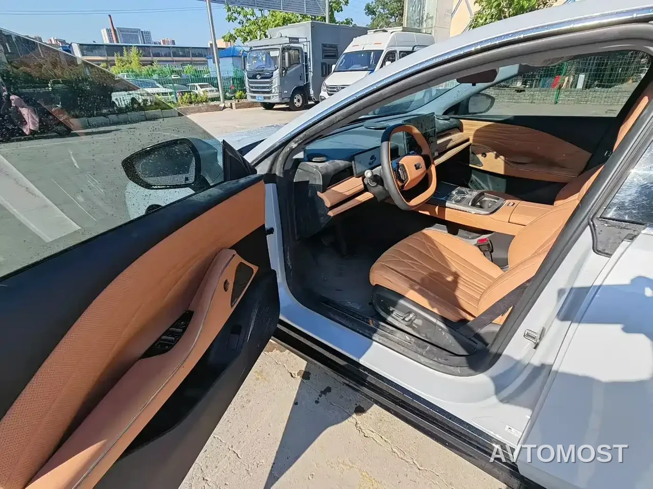 Geely Galaxy Xingyao 8 2025 130km EM-i Premium Edition — фото 5