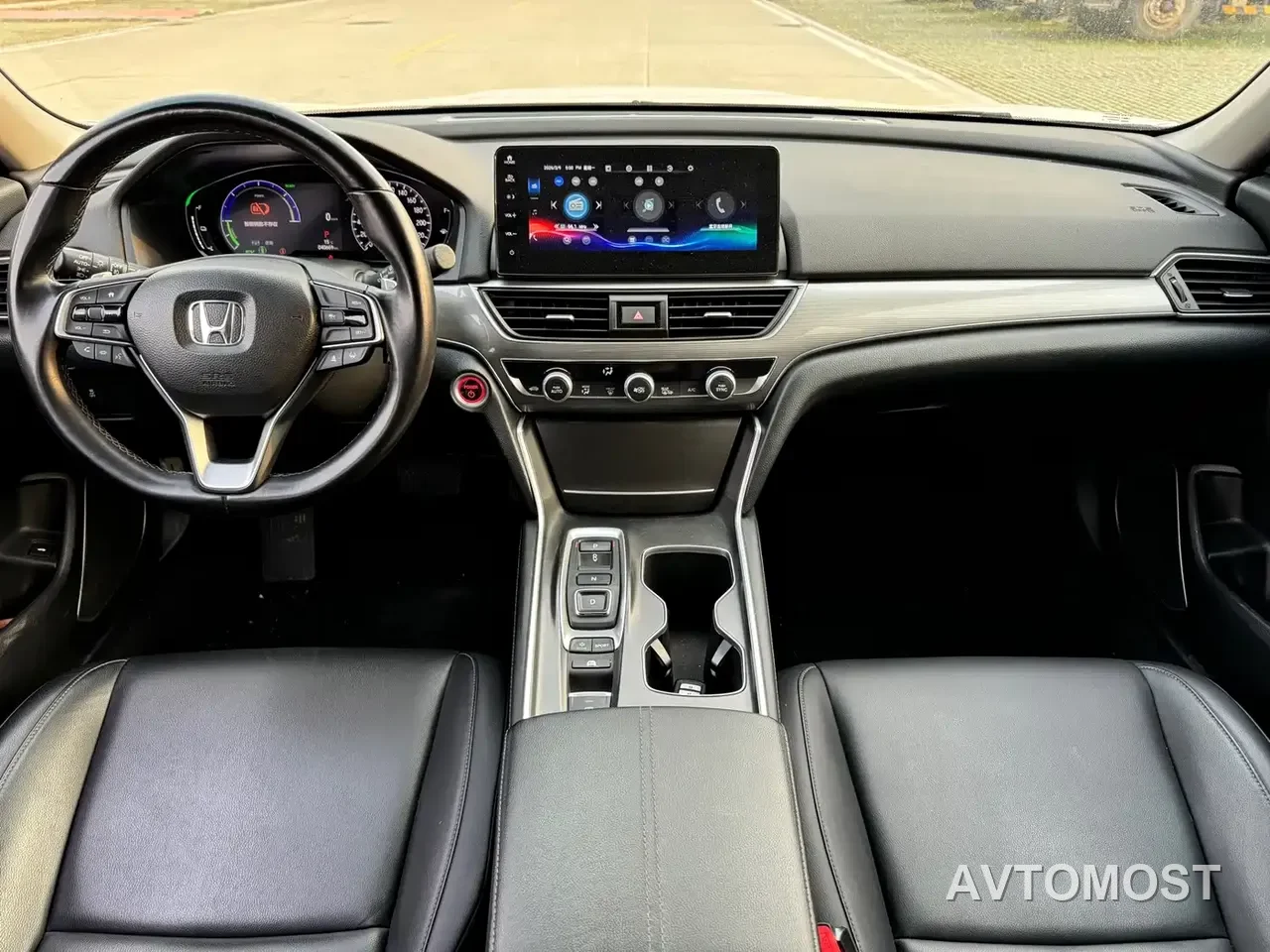 Honda Accord 2022 Sharp Hybrid 2.0L Sharp Leader Edition — фото 3