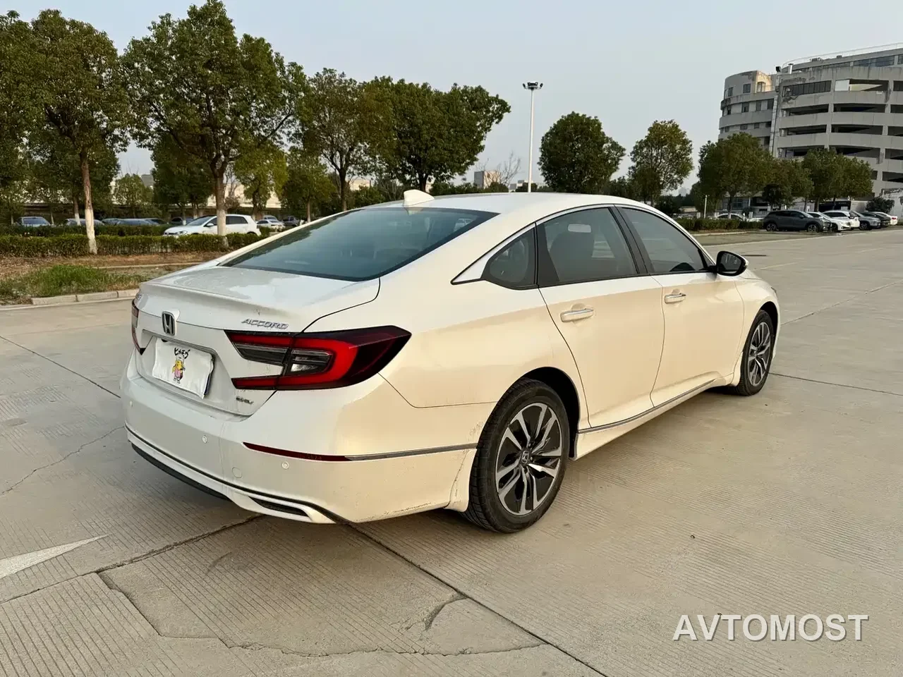 Honda Accord 2022 Sharp Hybrid 2.0L Sharp Leader Edition — фото 7