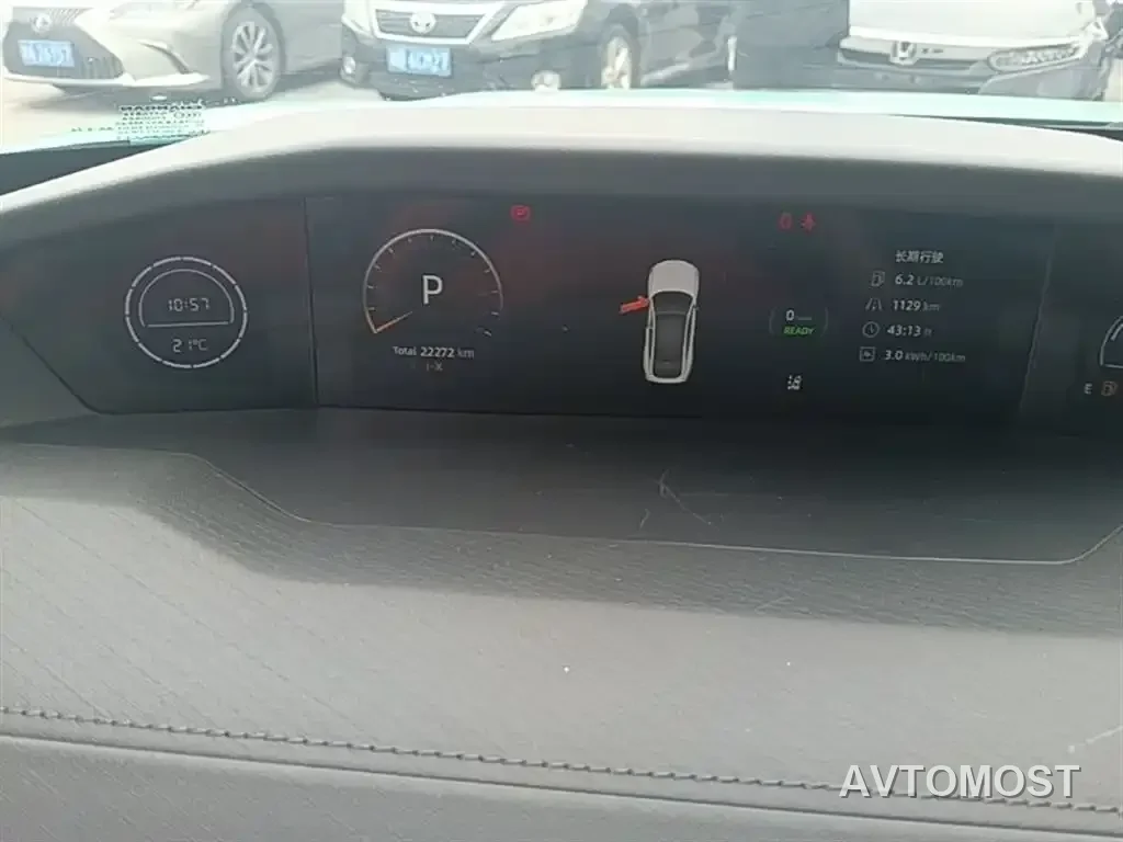 Changan UNI-V iDD 2023 ZhiDian iDD 1.5T 113km Smart Fun Edition — фото 9