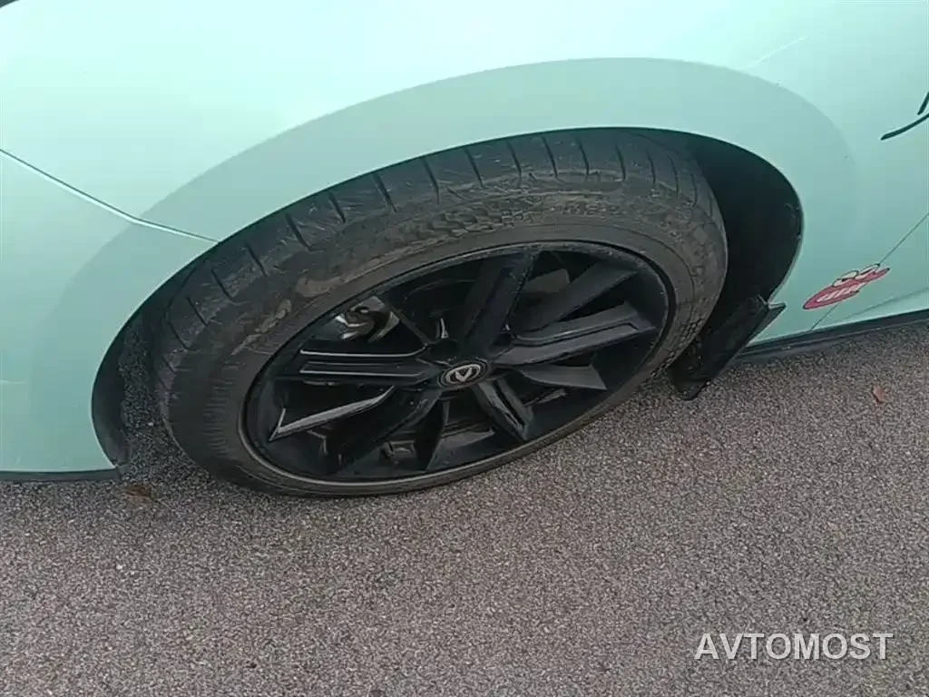 Changan UNI-V iDD 2023 ZhiDian iDD 1.5T 113km Smart Fun Edition — фото 16