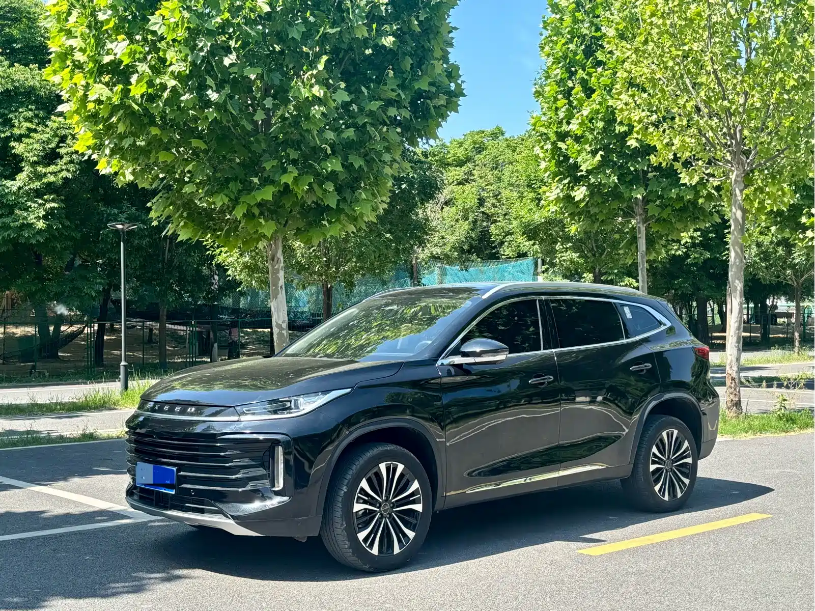 Exeed Lingyun 2024 300T 2WD Starlight Edition — фото 1