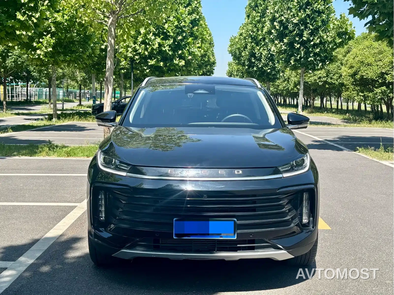Exeed Lingyun 2024 300T 2WD Starlight Edition — фото 2