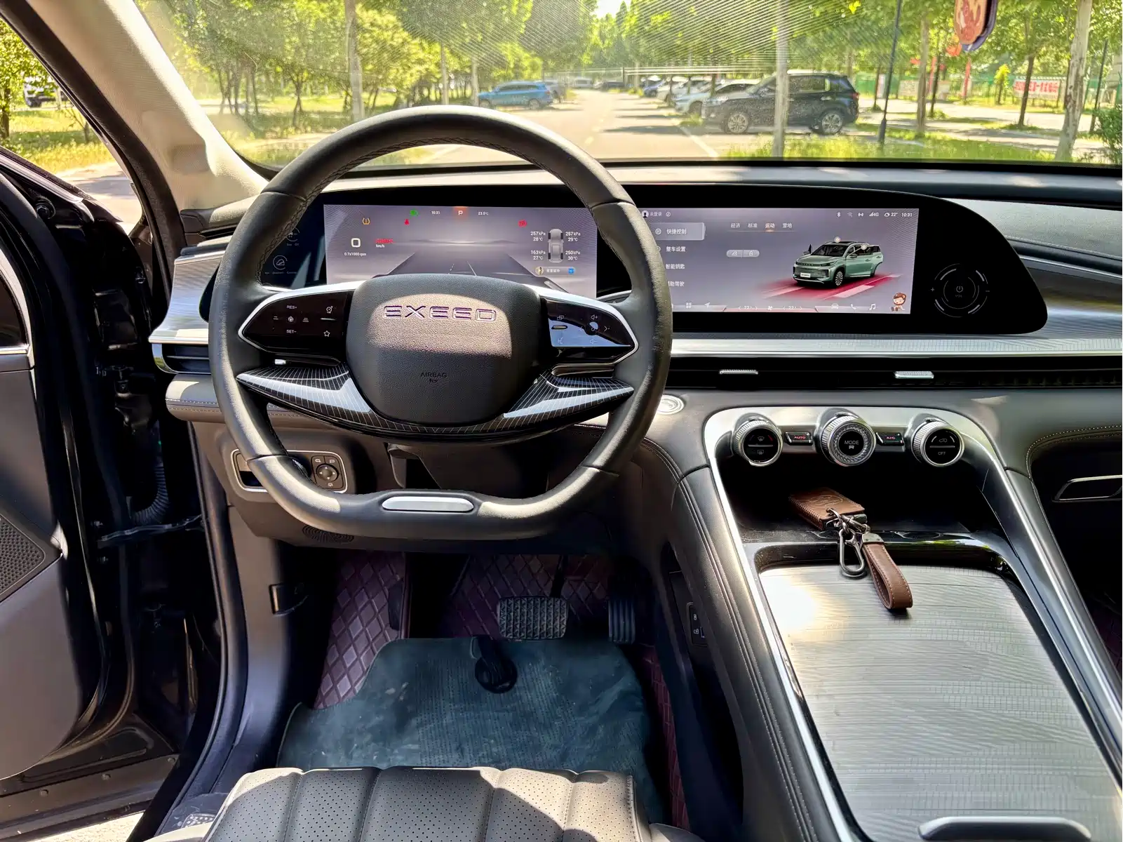 Exeed Lingyun 2024 300T 2WD Starlight Edition — фото 7