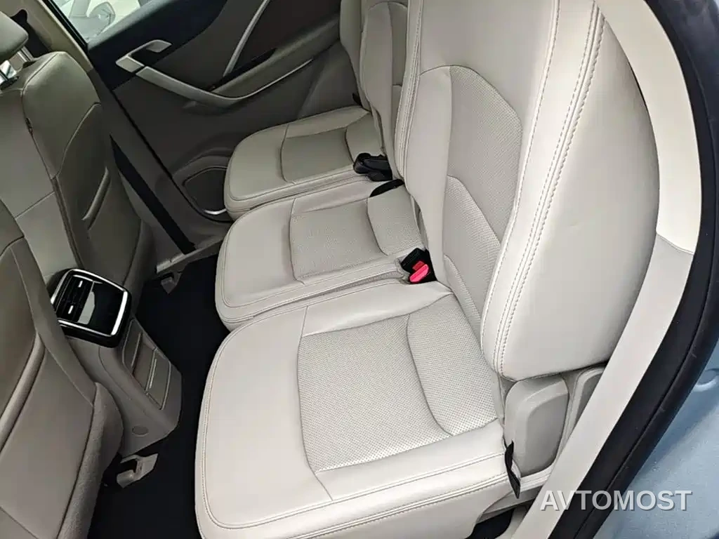 Geely Jiaji New Energy 2021 ePro 1.5TD PHEV Leisure Edition — фото 10