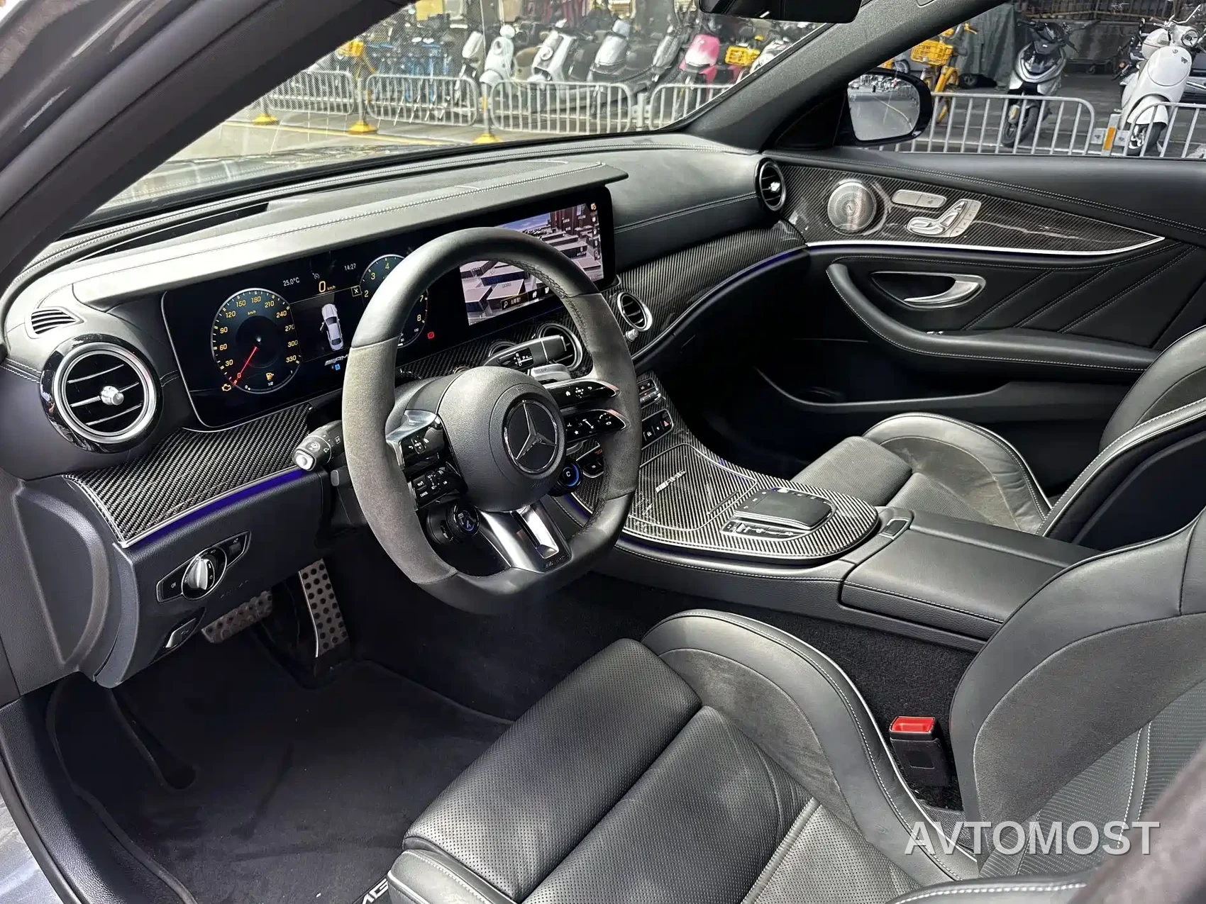 Mercedes-Benz E-Class AMG 2021 AMG E 63 S 4MATIC+ — фото 4