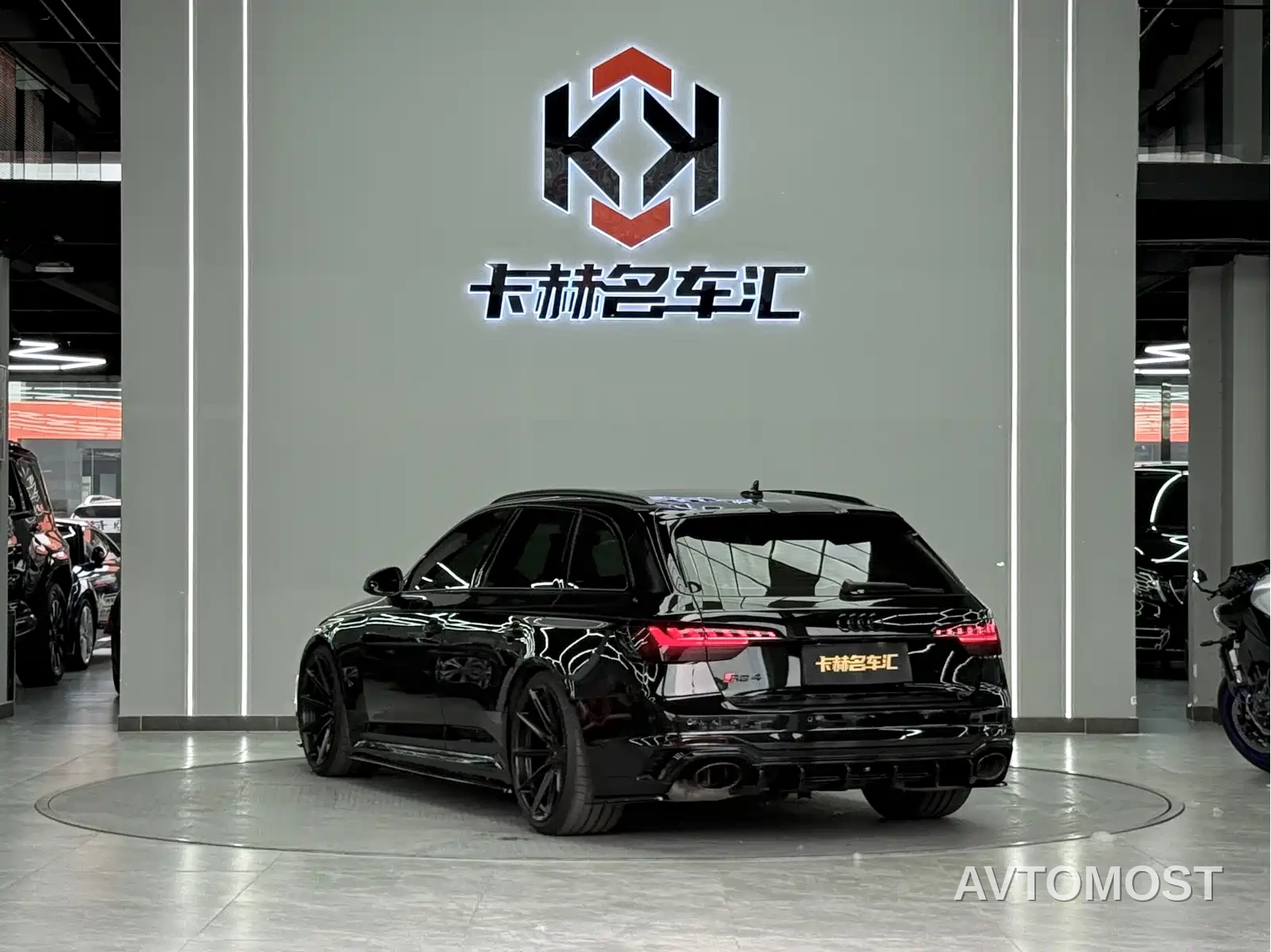 Audi RS 4 2024 RS4 Avant Ignition Edition — фото 8