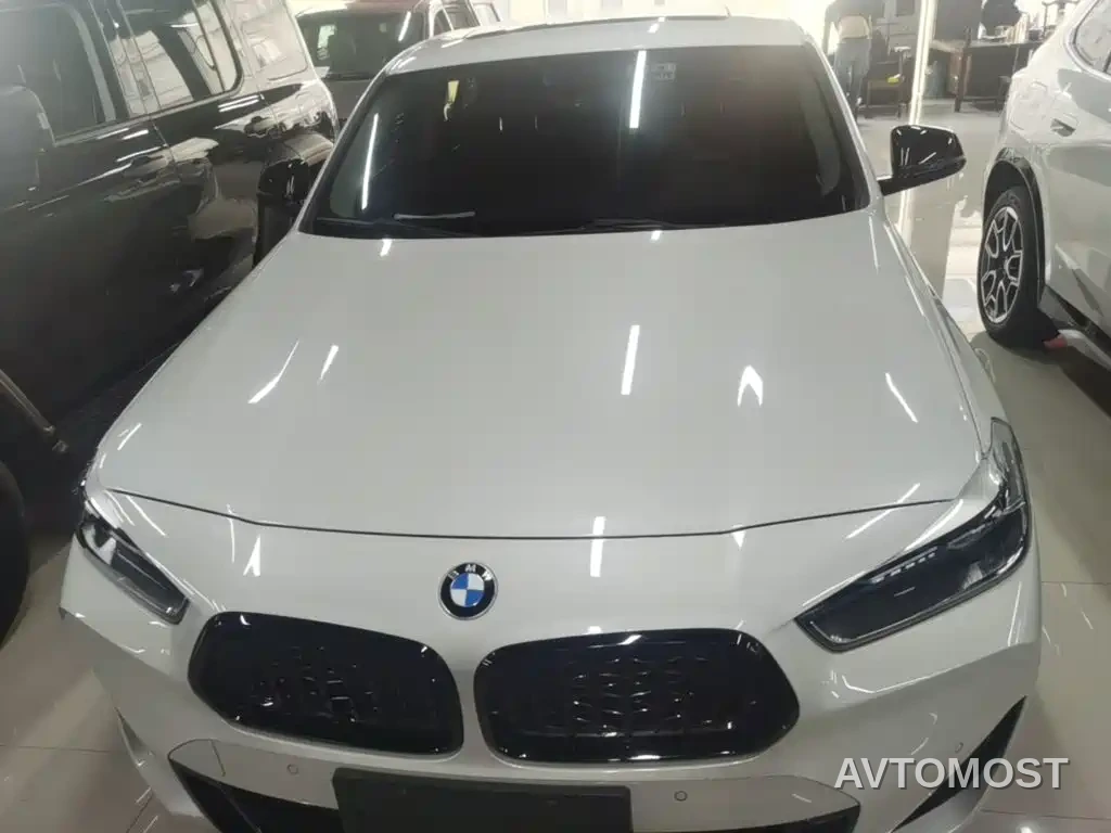 BMW X2 2023 sDrive25i M Sport Shadow Edition — фото 3