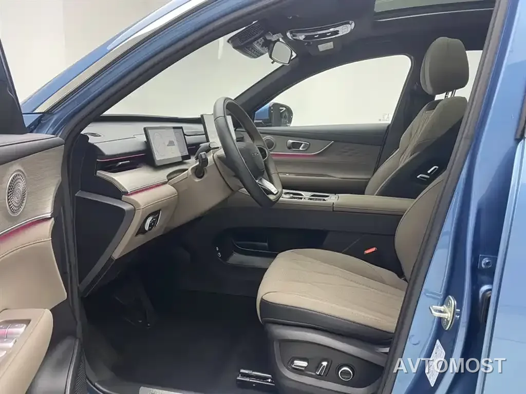 Chery Tiggo 8 PLUS C-DM 2025 1.5T 116km Premium 5-Seater — фото 16