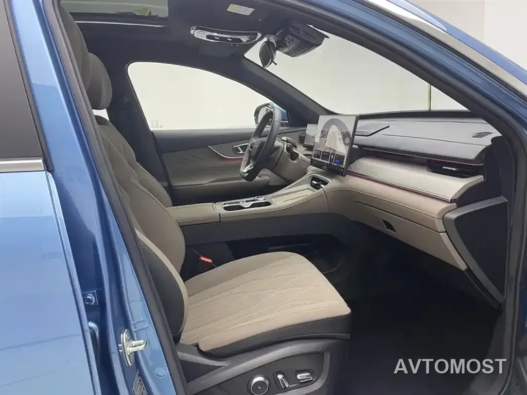 Chery Tiggo 8 PLUS C-DM 2025 1.5T 116km Premium 5-Seater — фото 17