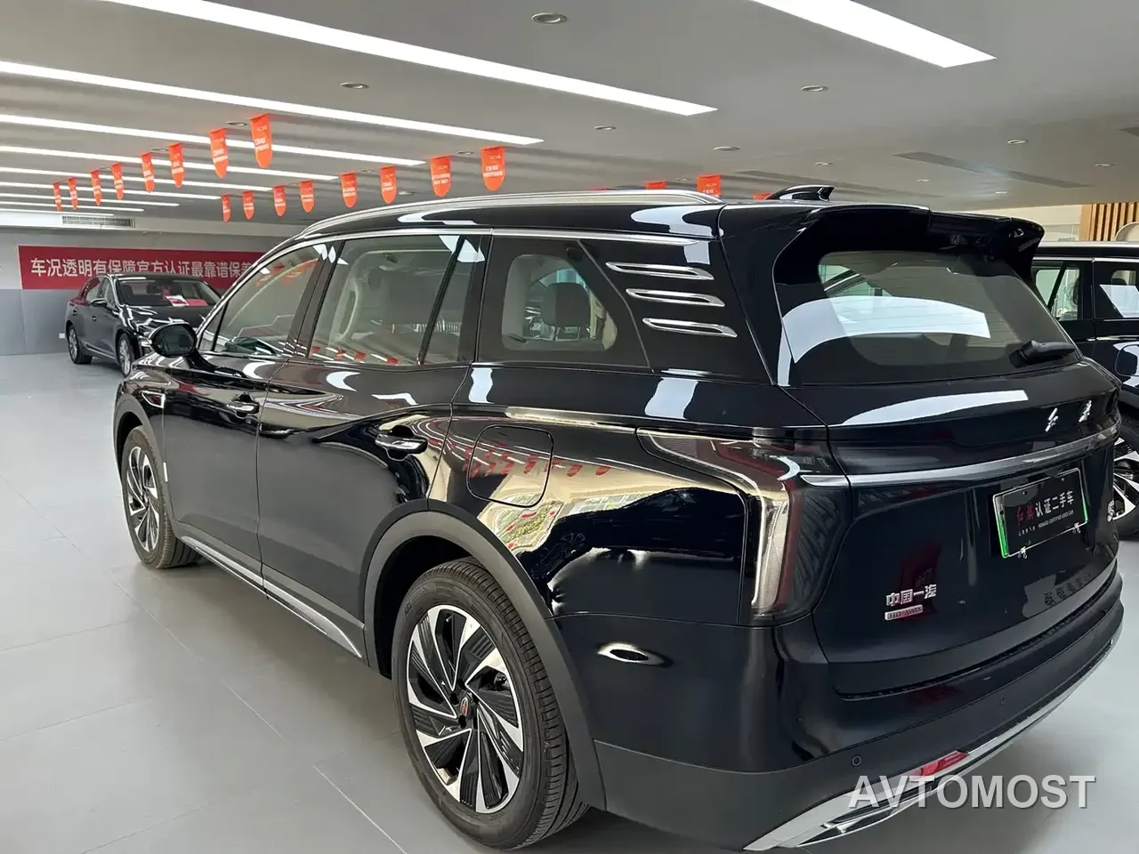 Hongqi HS7 PHEV 2024 2.0T PHEV 4WD Flagship Edition 6-seater — фото 6