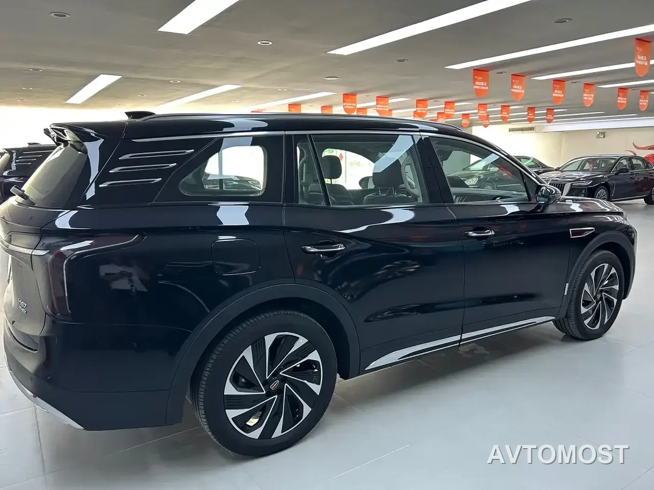 Hongqi HS7 PHEV 2024 2.0T PHEV 4WD Flagship Edition 6-seater — фото 9