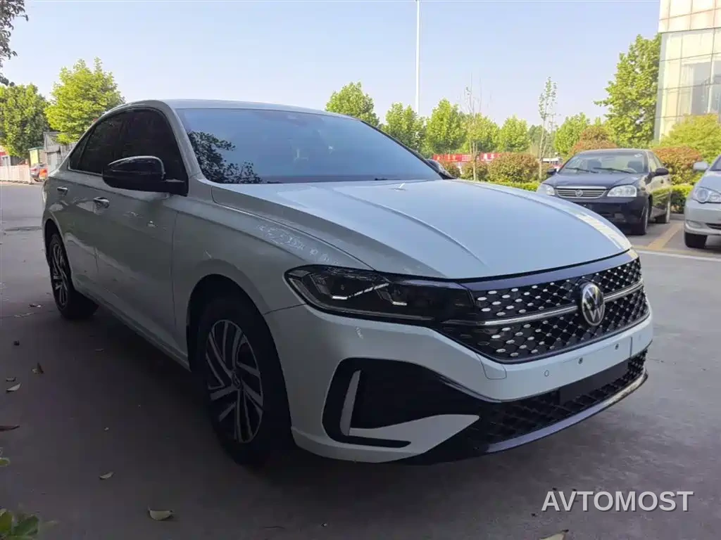 Volkswagen Lavida 2024 Model 300TSI DSG Starlight Leading Edition — фото 4