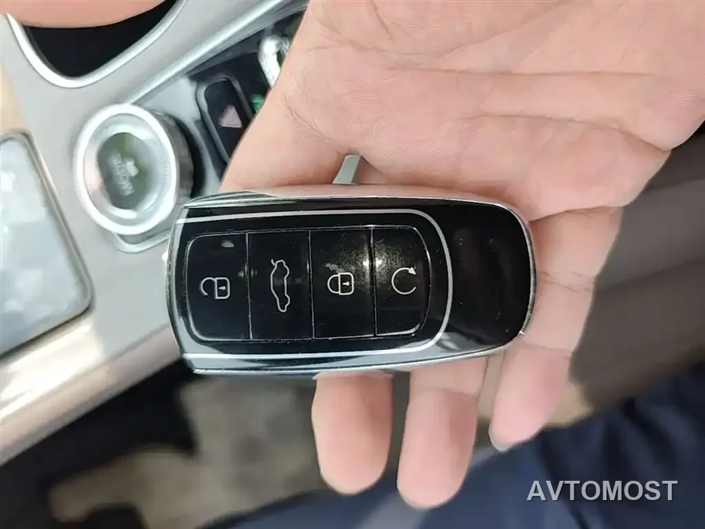 Chery Tiggo 8 PLUS C-DM 2025 1.5T 116km Premium 5-Seater — фото 9