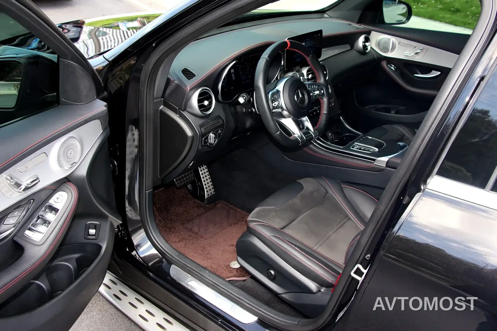 Mercedes-Benz GLC AMG 2020 AMG GLC 43 4MATIC — фото 5