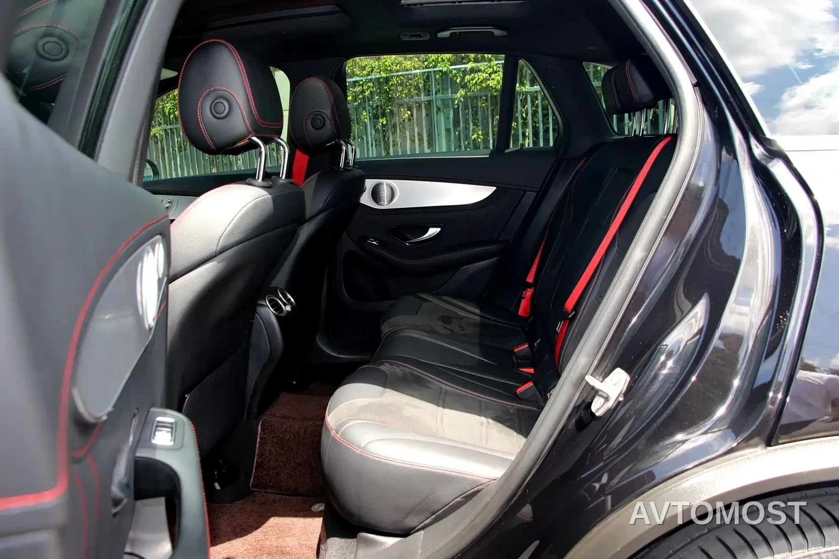 Mercedes-Benz GLC AMG 2020 AMG GLC 43 4MATIC — фото 8