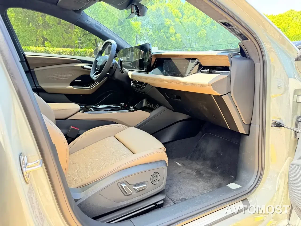 Audi A6L e-tron 2026 Model Pioneer Edition — фото 8