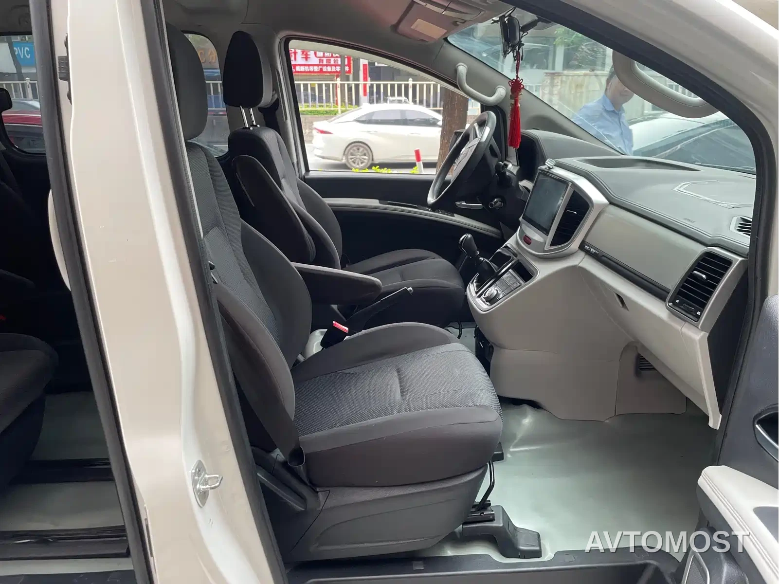 JAC Refine M4 2022 2.0CTI Diesel Manual Stylish — фото 3
