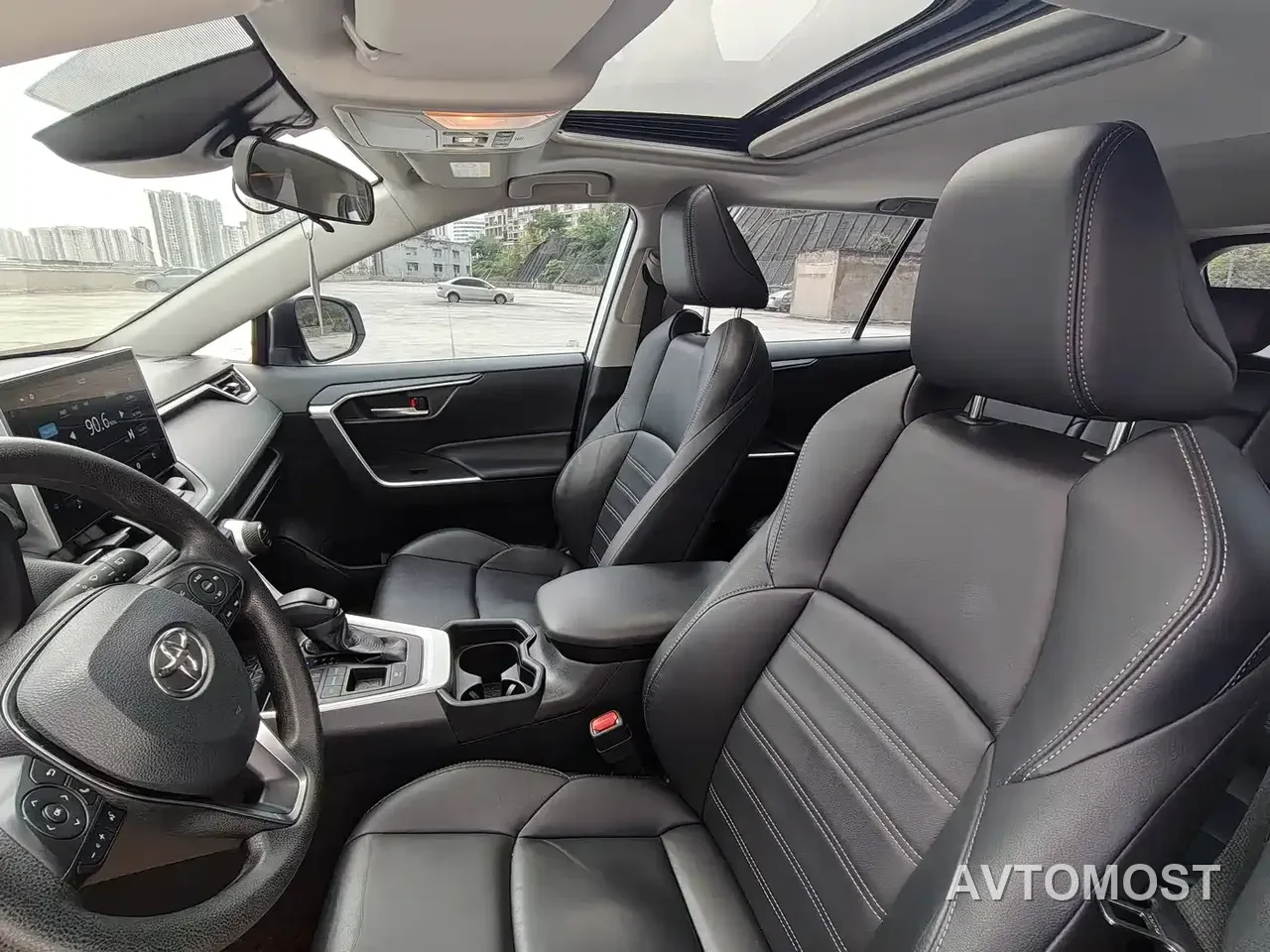 Toyota Wildlander 2020 Dual Engine 2.5L E-CVT FWD Luxury — фото 13