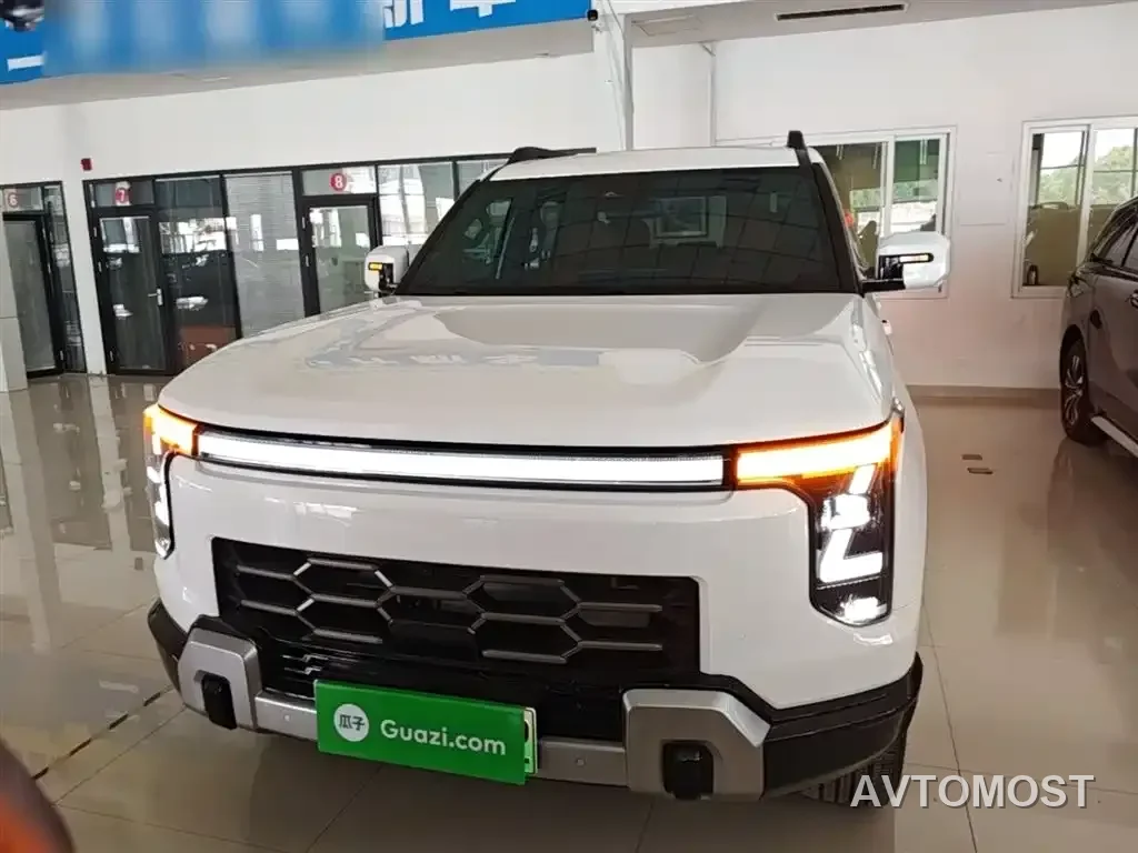 Dongfeng Zhengzhou Nissan Z9 GE PHEV 2025 135KM AWD Luxury Edition — фото 3