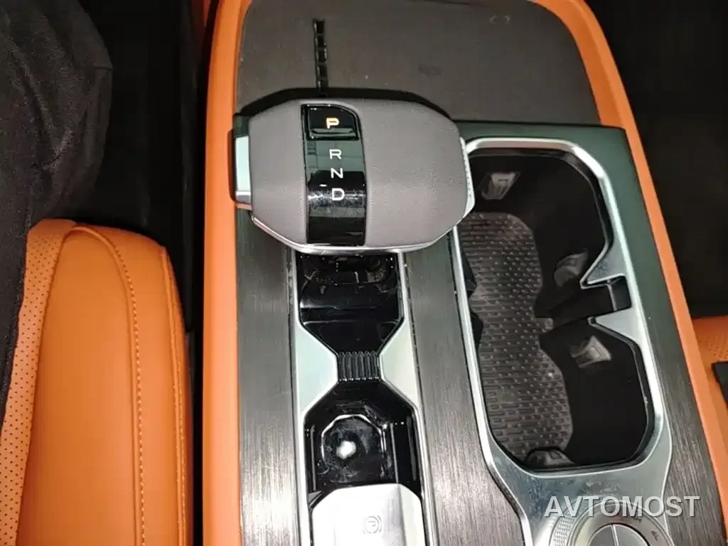 Dongfeng Zhengzhou Nissan Z9 GE PHEV 2025 135KM AWD Luxury Edition — фото 12