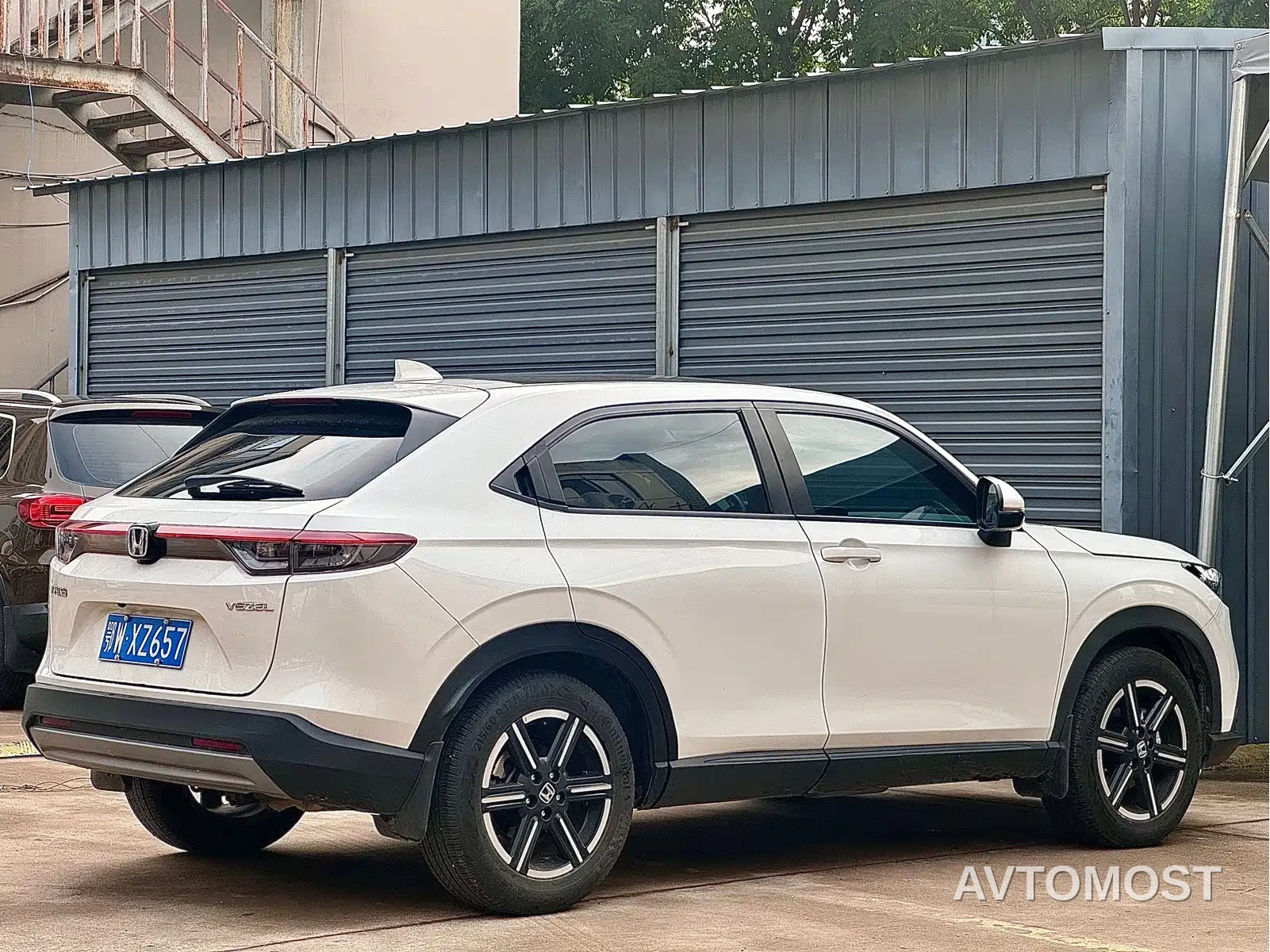 Honda Vezel 2023 1.5L CVT Pioneer Edition — фото 9